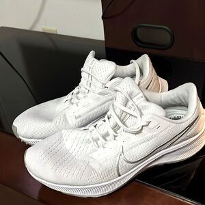 Nike Women Sneakers